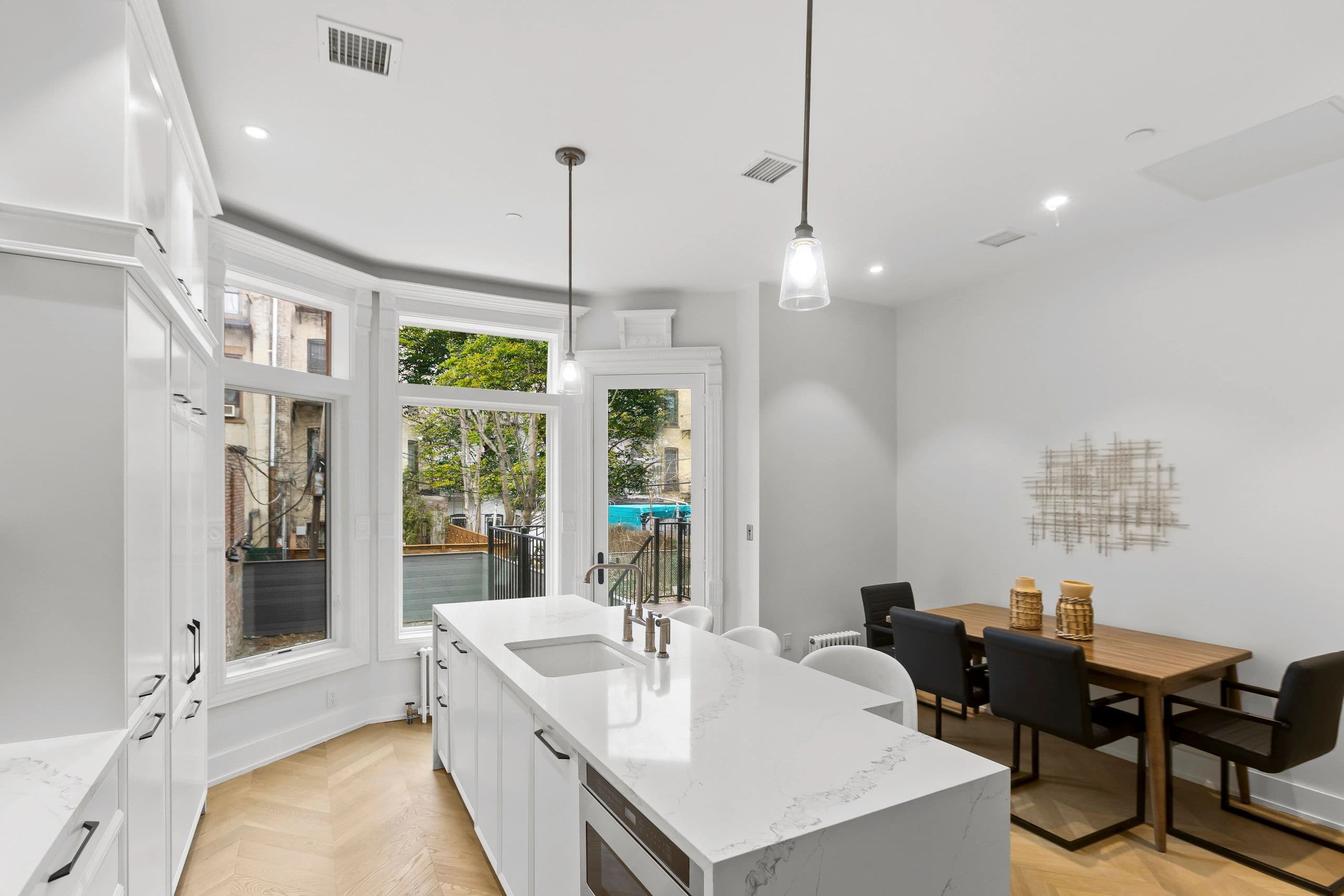 419 Pulaski Street — Residential